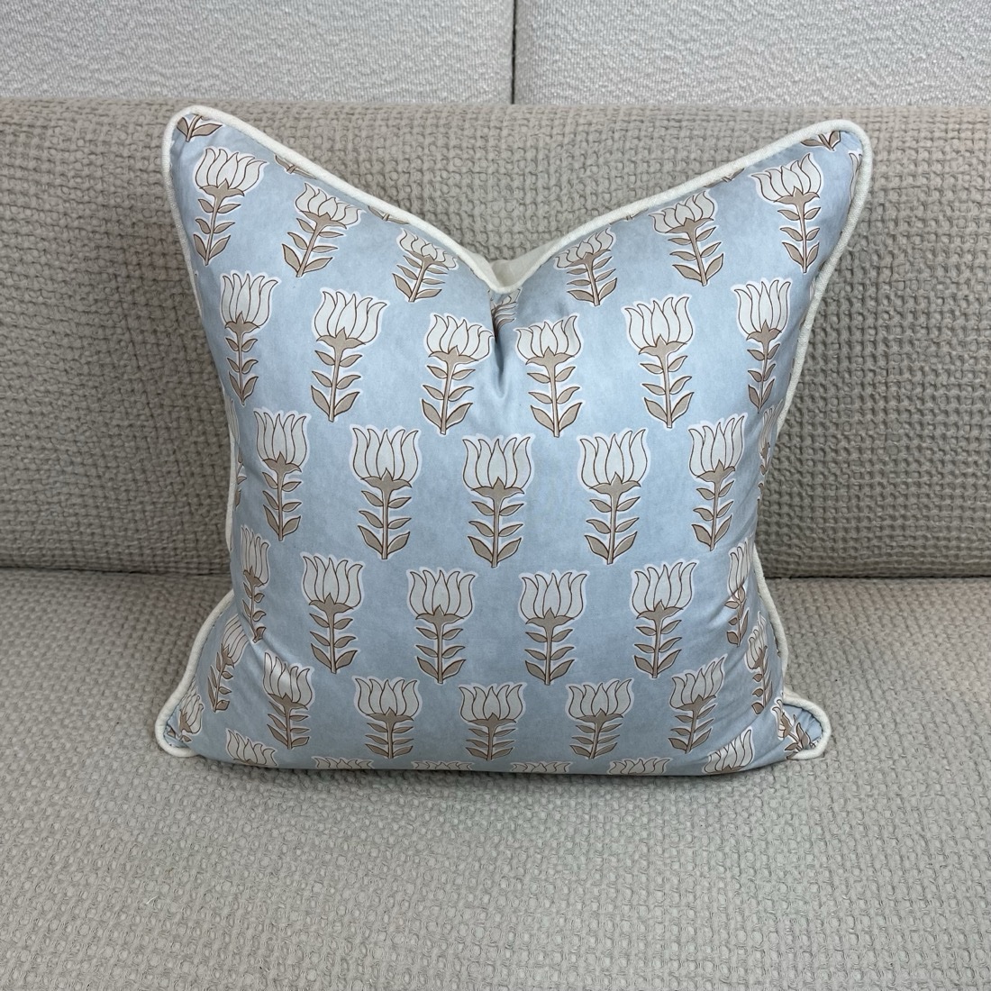 img_7708 Schumacher Mia Tulip Pillow - Image 1